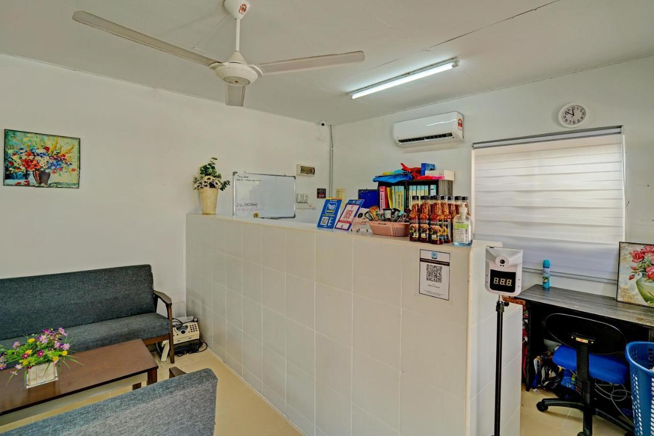 ホテル Capital O 90423 Teratai Chalet Kampong Raja エクステリア 写真